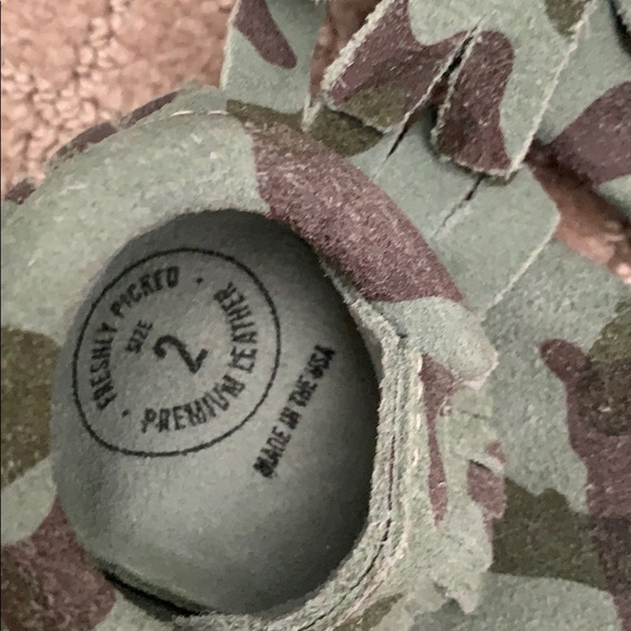 Freshly Picked camo size 2 - Picture 4 of 5